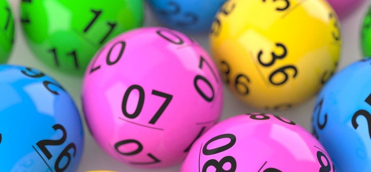 Ötös lottó-show: 84 millió forintot nyert egy magyar a Joker-en - mutatjuk az ötös lottó nyerőszámait is