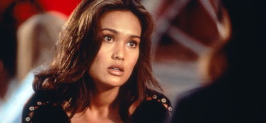 Tia Carrere alul fazonra igazítva mutatta meg magát a Playboyban, a meztelenkedést még a Disney is elnézte neki