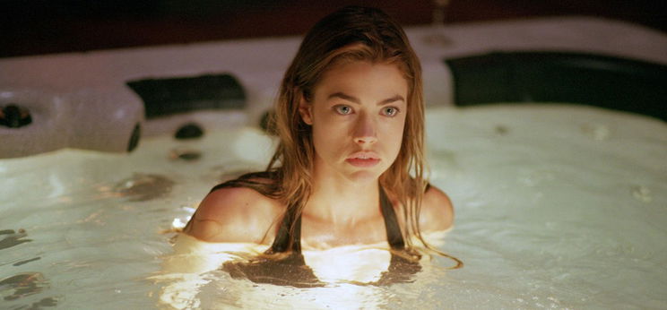 Szikrázó csúcsbombázó? Így néz ki most 51 évesen a csodatestű James Bond-lány, Denise Richards