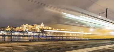 Misztikus jelet láttak ma Budapest felett, vajon mi lehetett az?