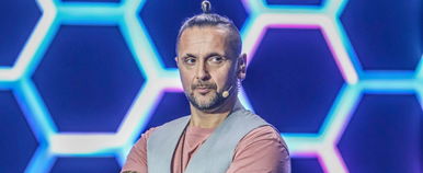 Majka megpróbálta leoltani Sebestyén Balázst, de csúnyán visszanyalt a fagyi