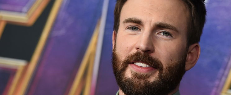 Ez a babaarcú bombázó csavarta el Amerika Kapitany fejét, mutatjuk kivel fogadott élete végéig tartó hűséget Chris Evans