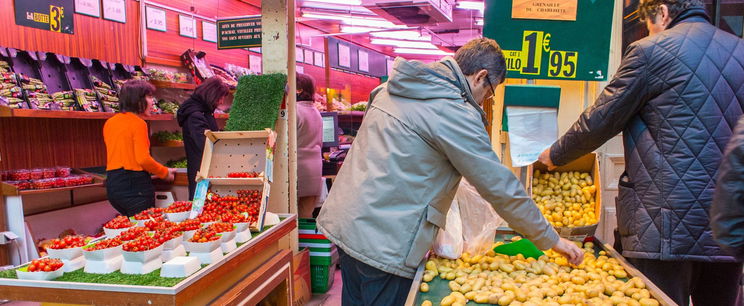 A kormány igazi gyomrost adott a boltoknak: ezekkel a termékekkel nem sumákolhatnak többet