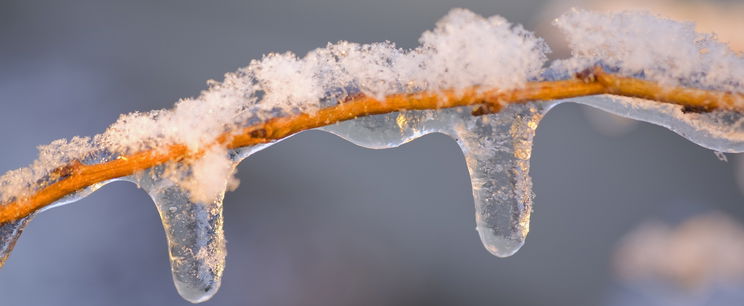 Megfékezhetetlenül száguld felénk a kettősfront, ami a hajnali fagyokat is visszahozza
