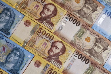 Sok család elbúcsúzhat a családi pótléktól, júliustól lép életbe a változás
