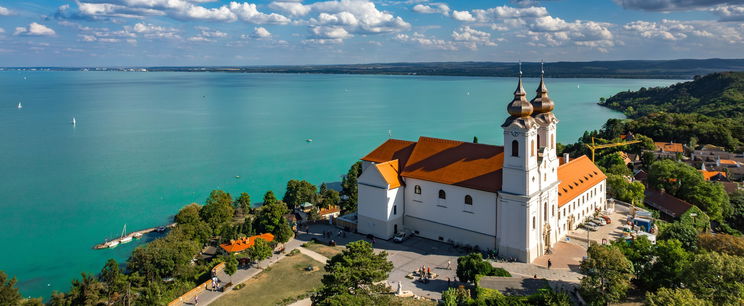 Újra beindult a Balaton lejáratása, besokallt a helyi vállalkozó