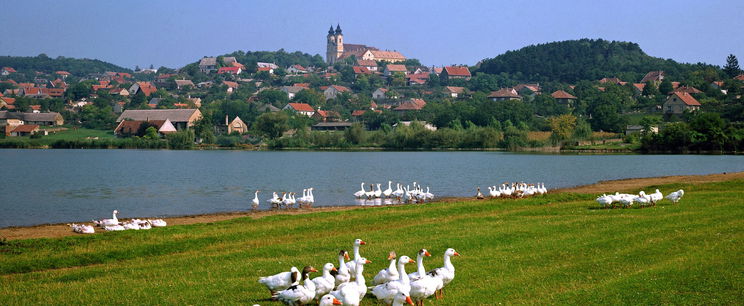 Itt a rendkívüli térkép, amelyen a Balaton nem Magyarországon van teljes egészében