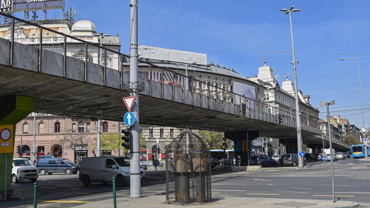 Mi történt valójában a Nyugati felüljárónál? Az oroszokat is belekeverték a botrányba