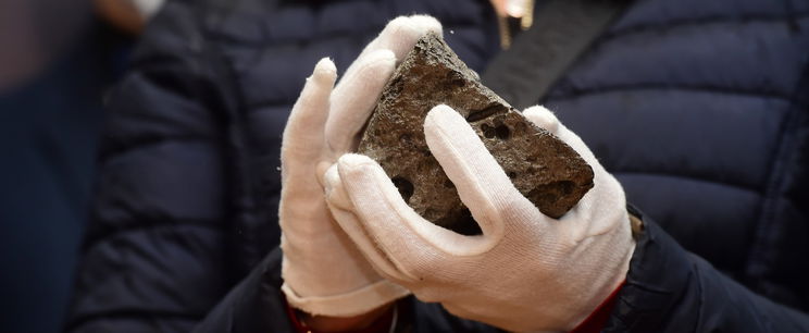 Meteorit csapódott egy nő testébe, ám az igazi rémálom még csak ezután következett