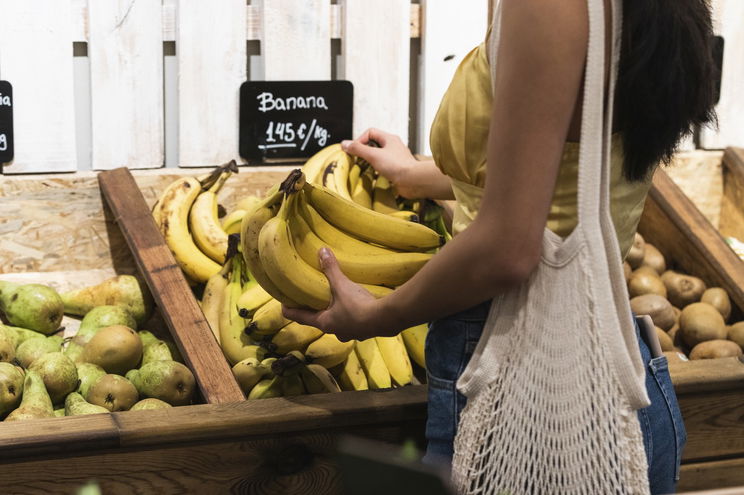 Bevásárolni indult a nő, de egy karfiol majdnem végzett vele, jogi útra került az ügy