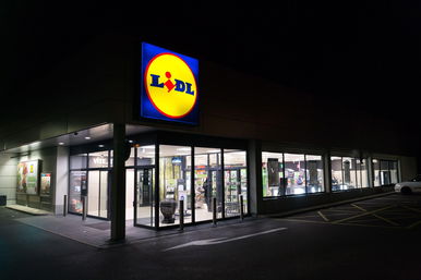 Egyedülálló üzletet nyitott a Lidl, itt még a magyarok is sorban állnának nyitáskor