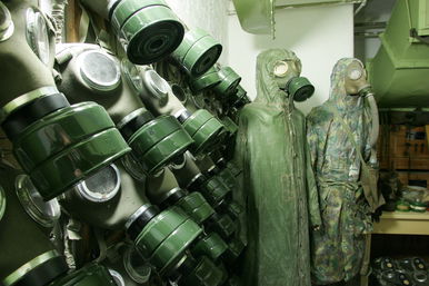 2200 ember fér el ebben a budai atombunkerben, több száz óvóhely lehet még az országban