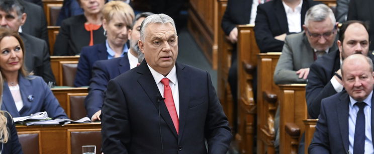 Különös kifejezést rejtett el Orbán Viktor az évértékelő beszédében, kiderült, miért mondta