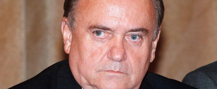 Ez volt Torgyán József eredeti foglalkozása, távolabb már nem is lehetne a politikától
