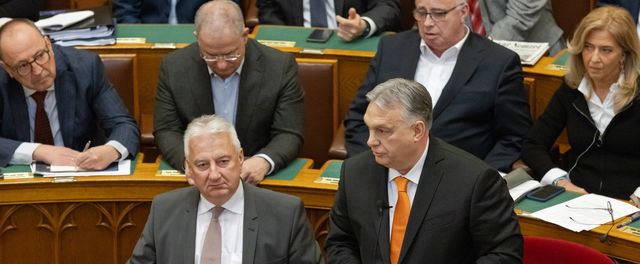 Egy furcsa magyar szón kezdett el vitatkozni Orbán Viktor és Toroczkai László, éles pengeváltás a Parlamentben