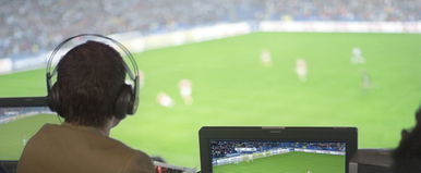 Félidőben rúgták ki a népszerű magyar sportriportert, most mindenről kitálalt