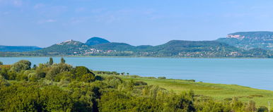 Van még egy Balaton Magyarországon, rendkívüli helyen található