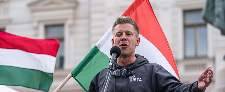 Végre kiderült, ilyen kapcsolatban áll az egyik leggazdagabb magyar a Tisza Párttal
