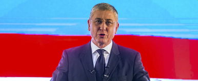 Gyurcsány súlyos hibájáról beszélt az elemző, fura tárgy jelent meg előtte az asztalon az adásban
