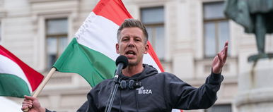 Elképesztő, mi szakította meg Magyar Péter országjárását, rendkívüli helyre tévedtek be