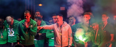 A Fradi robbant a piacon - Robbie Keane a kedvenc klubjának sztárját hozza az NBI-be