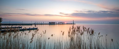 Hírességet fojtottak a Balatonba, csúnyán elkenték, alig született írás róla
