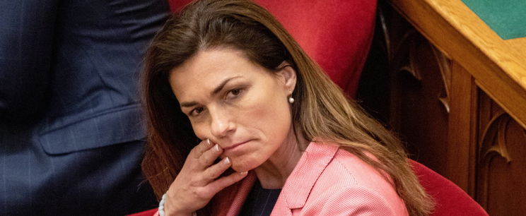 Varga Judit asztaloscége rendkívüli nevet kapott, különleges szó van benne elrejtve