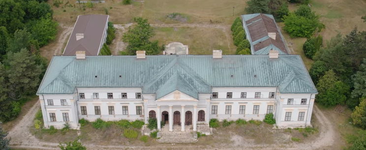 Megtalálták Kádár titkos palotáját, a tiltott helyen szörnyű dolgot rejtegettek?