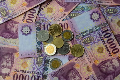 Jön az új magyar forint, 3000-et ér, rendkívüli aki szerepel rajta