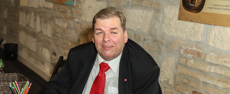 Ezért kellett meghalnia Schmuck Andornak? Egy ismerős szörnyű dologról tálalt ki