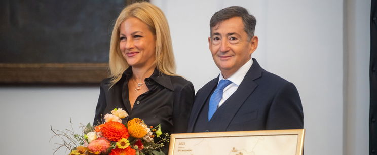 Újabb leleplező felvétel Várkonyi Andreáról, egy perc nyugta sincs Mészáros Lőrinc feleségének