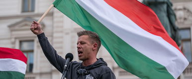 Magyar Péterbe kíméletlenül beleálltak élő adásban, a kamera alig tudta követni az eseményeket