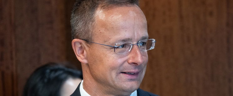 Igazi gyomrost vittek be Szíjjártónak, kőkeményen lejáratták a külügyminiszterünket