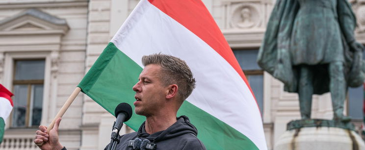 Elővették Magyar Péter legnagyobb utálóját, a szakértő szerint veszélyes tévedésben él