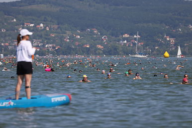 Negatív rekordot dönthet a Balaton, rossz hír érkezett