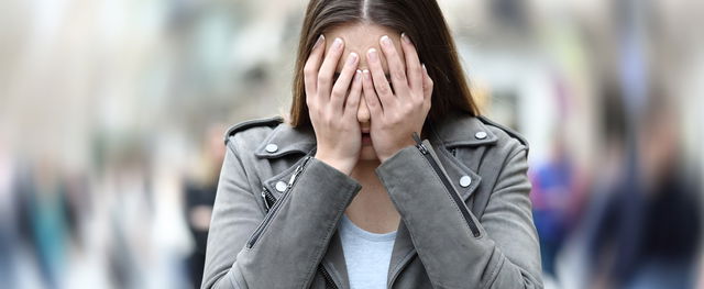 Felkavaró videó, bizarr dolog történt egy hajdúszoboszlói üzlet előtt, mindenki erről beszél
