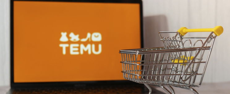 A TEMU új magyar zászlót csinált, ilyen szörnyszülöttet még nem láttál