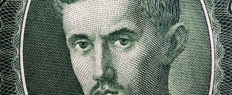 Megtalálták Petőfi sírját, egy idős néni mutatta meg a rendkívüli földpiramist a költőóriással és lovával?