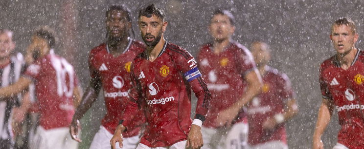Ez már a vég, a Manchester Unitedet egy magyar focista és negyedosztályú csapata ejtette ki 