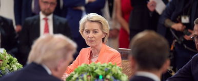 Fiatalkori kép került elő a rettegett Ursula von der Leyenről, kiráz a hideg annyira szép a politikus