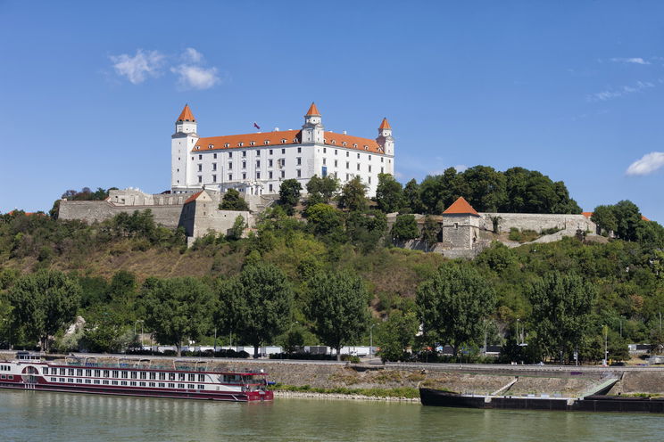 Olyan piramist találtak Szlovákiában a turisták, amitől elakad a lélegzeted is, teljesen sokkoló a látvány az utcáról