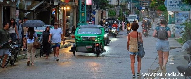 Bármit megtenne a nézők szimpátiájának az elnyeréséért az Ázsia Expressz játékosa, a győzelem másodlagos lehet számára