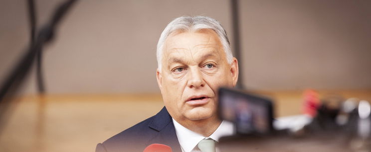 Új információk Orbán Viktor fapados repülőútjáról, szakértő elemezte a látottakat