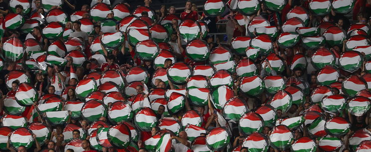 Kíméletlenül kidobtak egy drukkert a portugál-magyar meccsről, hiába könyörgött