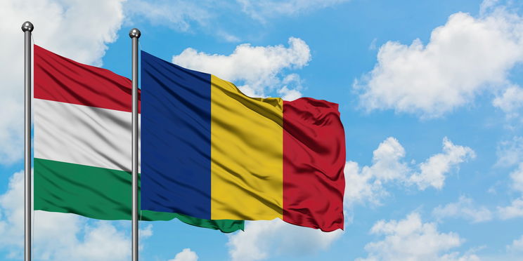 Felháborító, amit a románok a magyar zászlóval tettek, szokatlan képek jöttek
