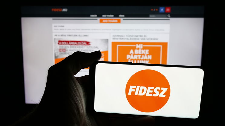 Itt a Fidesz-kampánydal, minden idők legjobb politikai dala a nagyközönség szerint