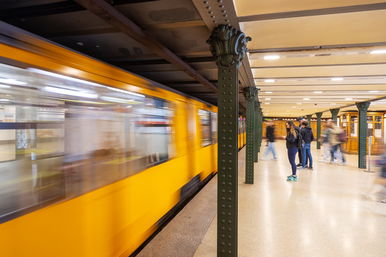 A 2-es metrón félelmetes kép készült Budapesten, külföldiek szúrták ki a felfoghatatlan látványt
