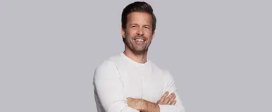 Kiderült min dolgozik a háttérben Sebestyén Balázs, a hazai celebeknek van félnivalójuk