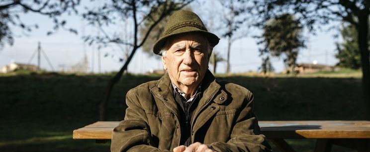 Elhunyt a 98 éves bácsi, ami a végrendeletéből kiderült, az egész országot sokkolta
