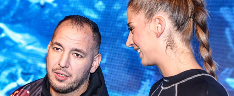 Elképesztő dolgot művelt Curtissel a mesterséges intelligencia, példa nélküli az eredmény